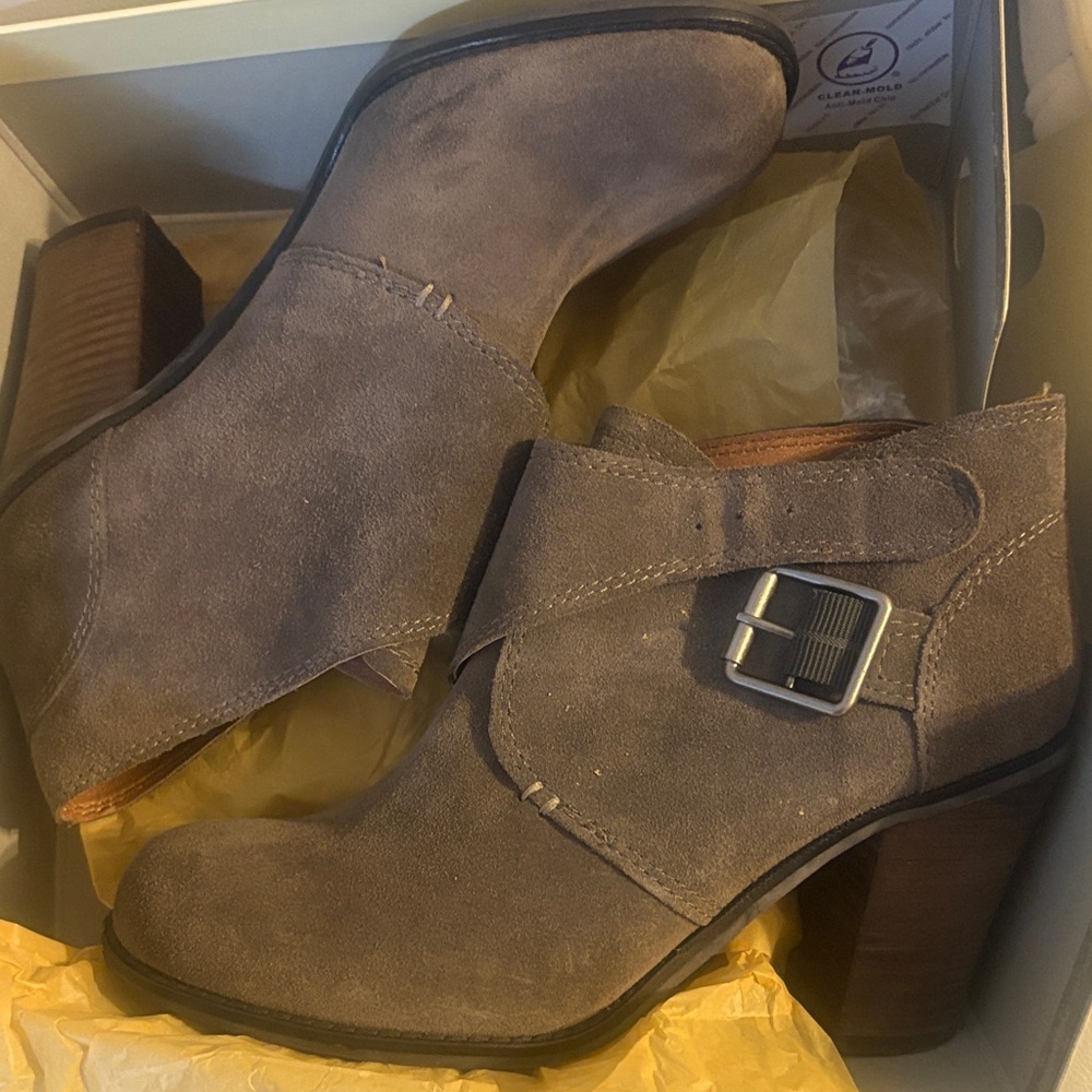 Lucky Brand Taupe Suede Ankle Booties